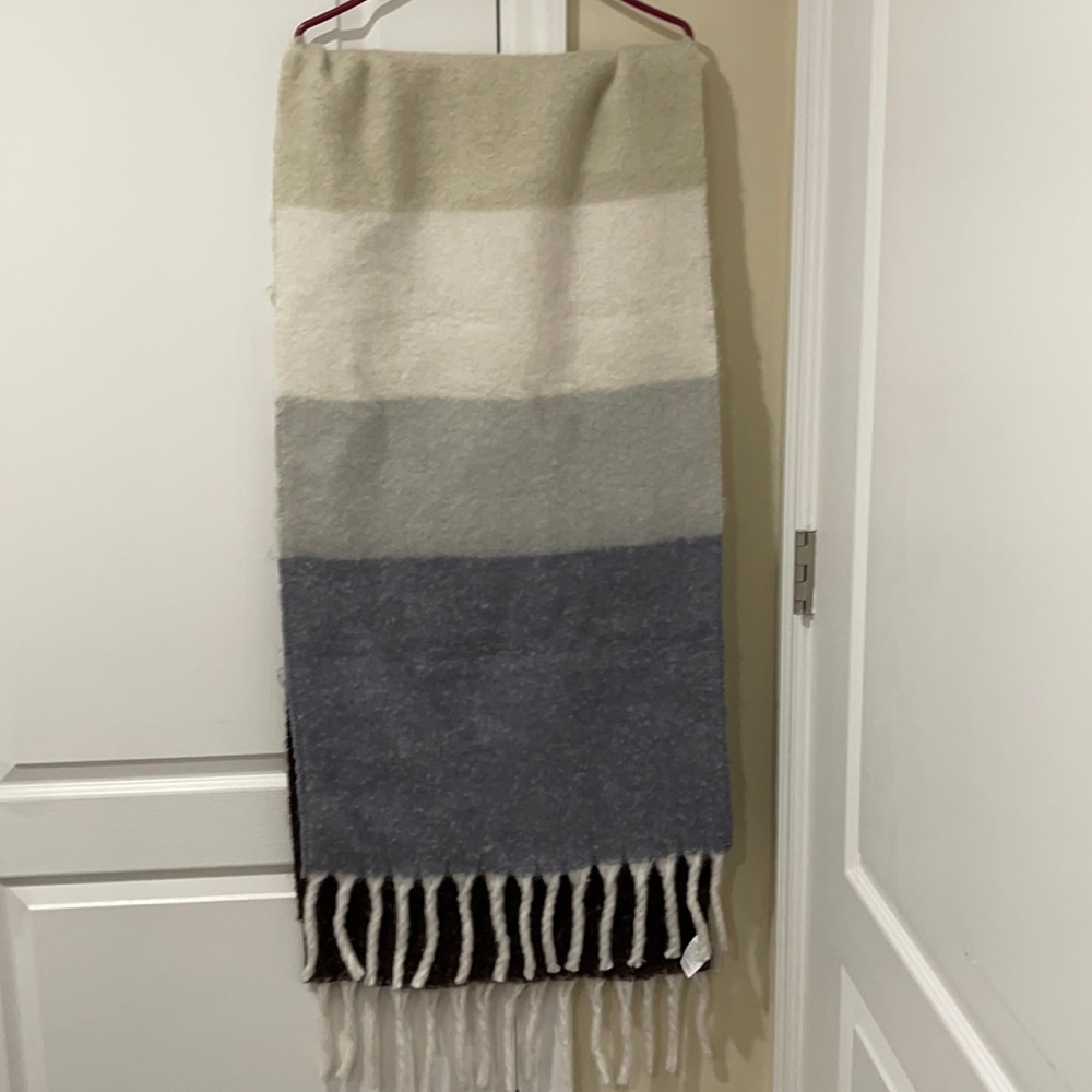 Oversized scarf/ wrap